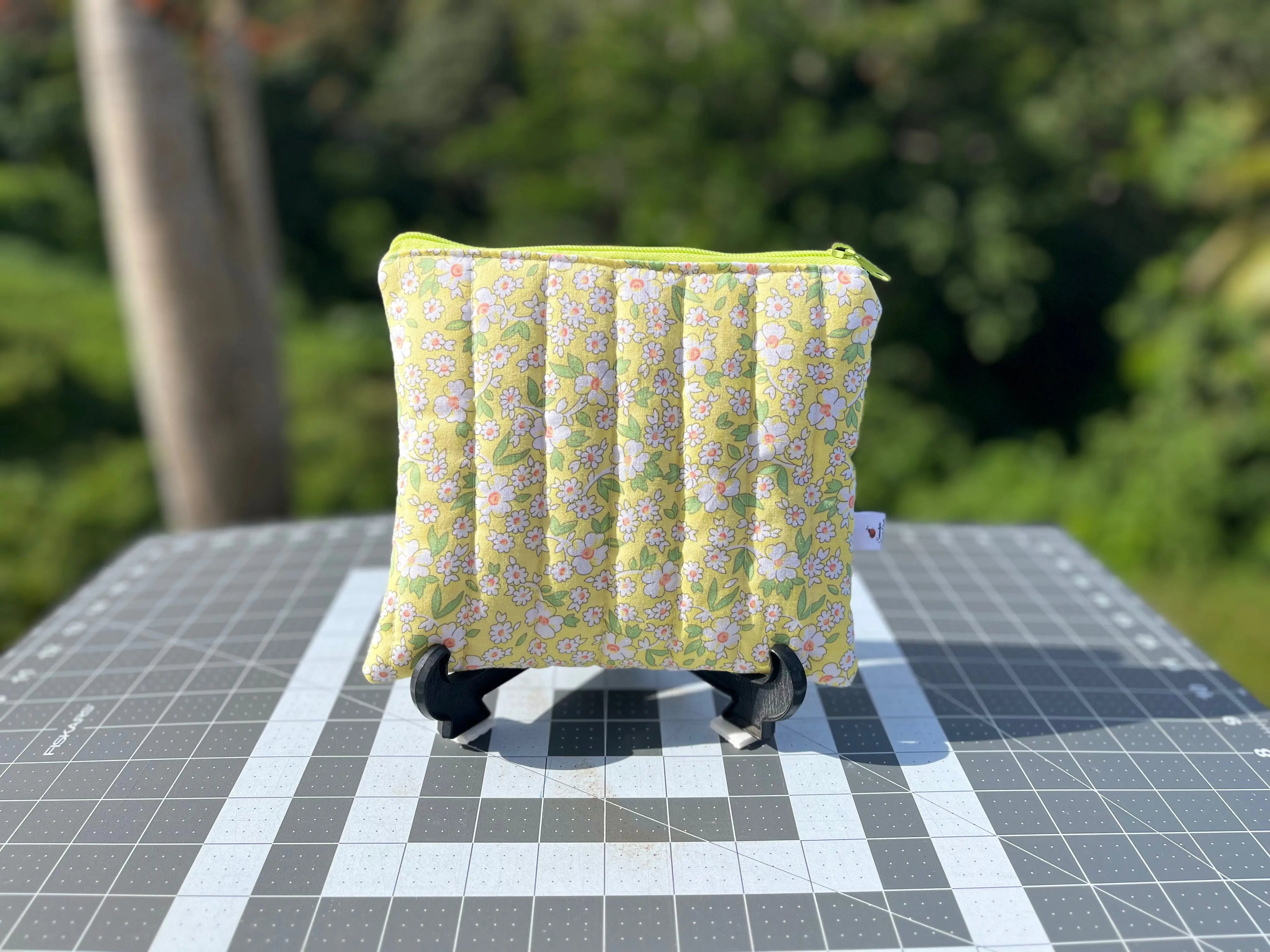 Sunny Meadow Pouch