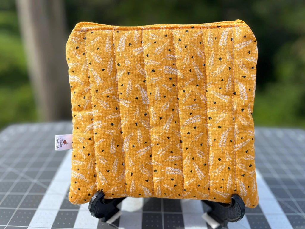 Quilted Feather Pattern Makeup Bag(Yellow/Black)