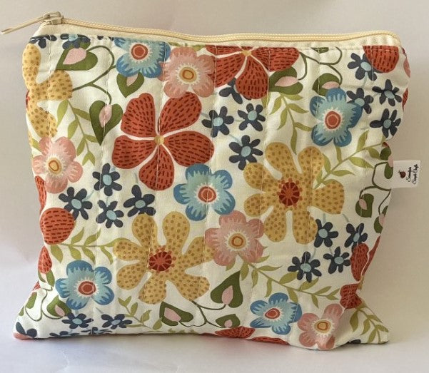 Nostalgic Floral Pouch