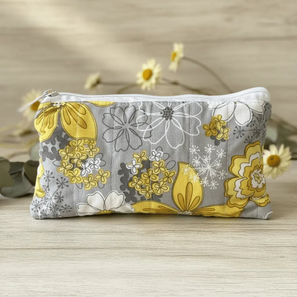 Gray and Yellow Flower Pouch - Serendipia Simple Crafts
