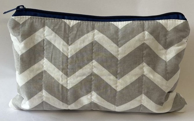 Gray and White Rigrag Stripes Pouch